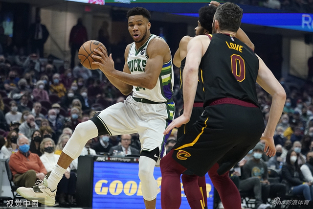 对方防线的 对方防线的