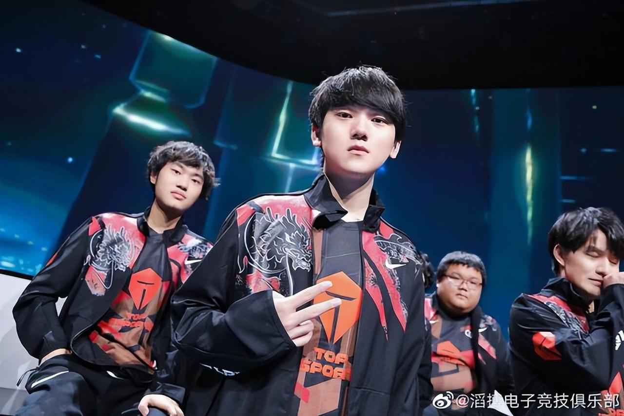 斯的行为并 斯的行为并