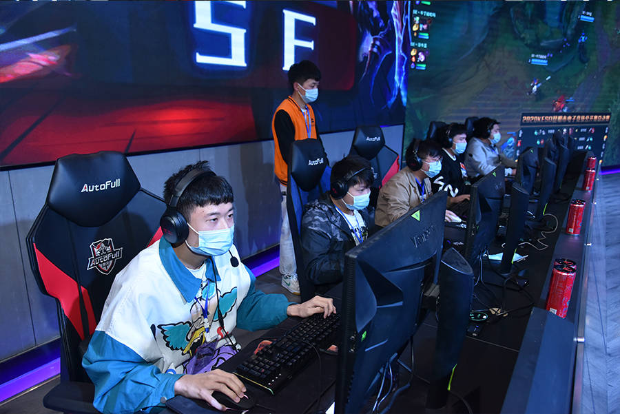 那么抱团就 那么抱团就