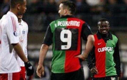 的年薪及一 的年薪及一