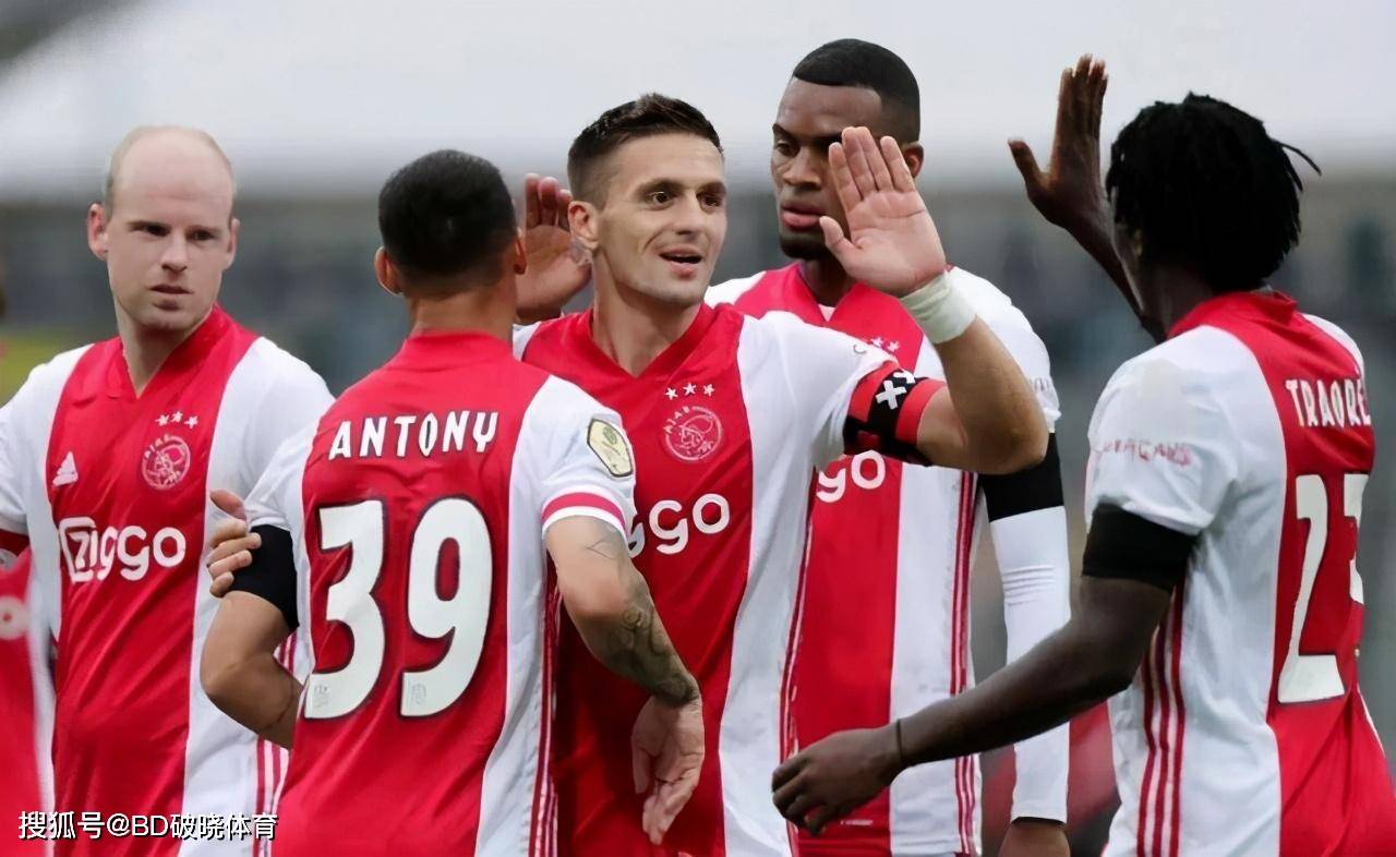 对他和球队 对他和球队